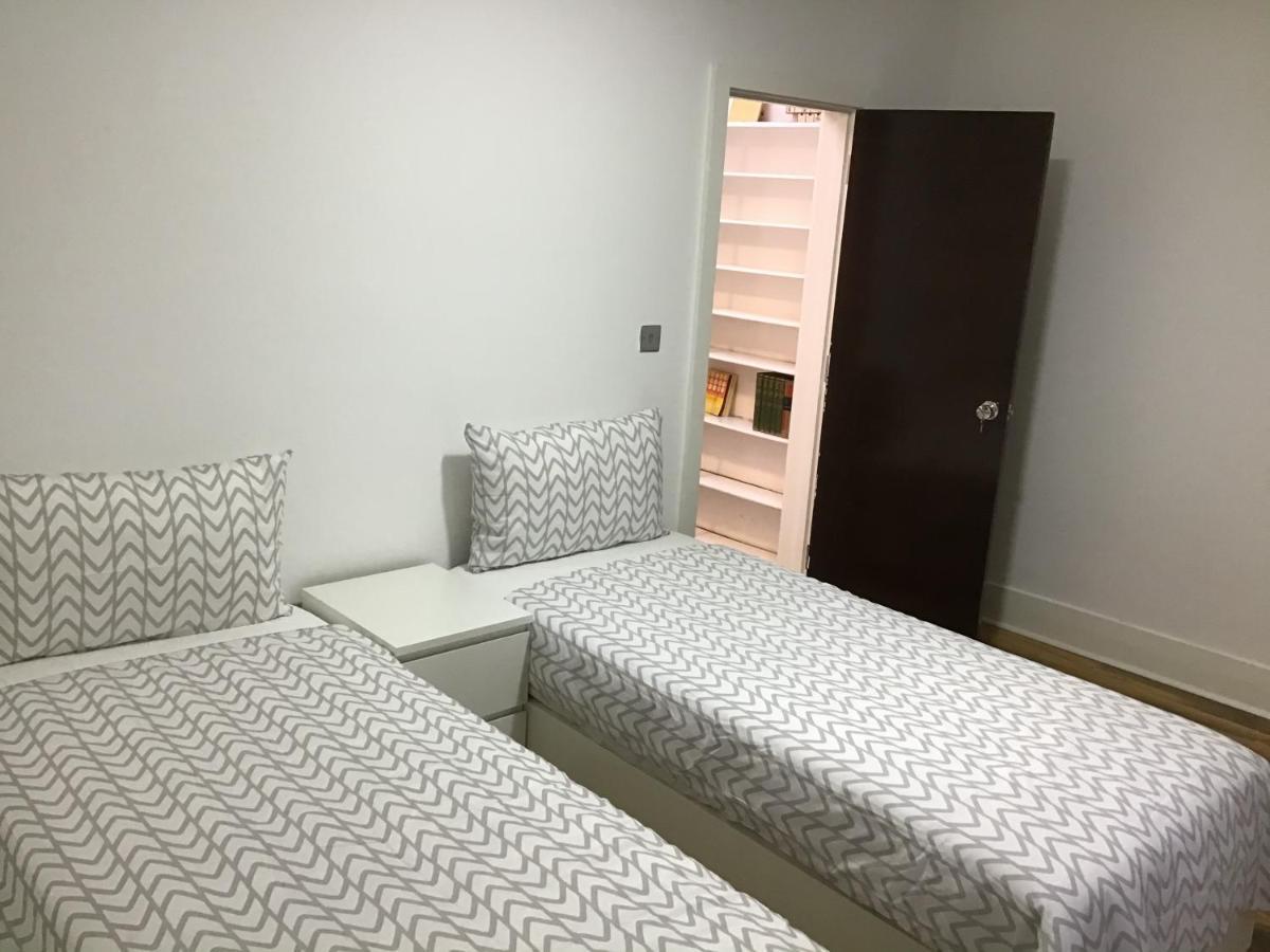 Apartamento Residential Quarters, General Gordon Square Londres Exterior foto